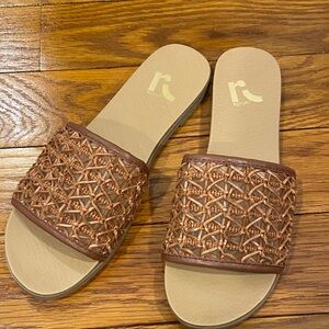 Report Women’s Brown Woven Slide Sandals